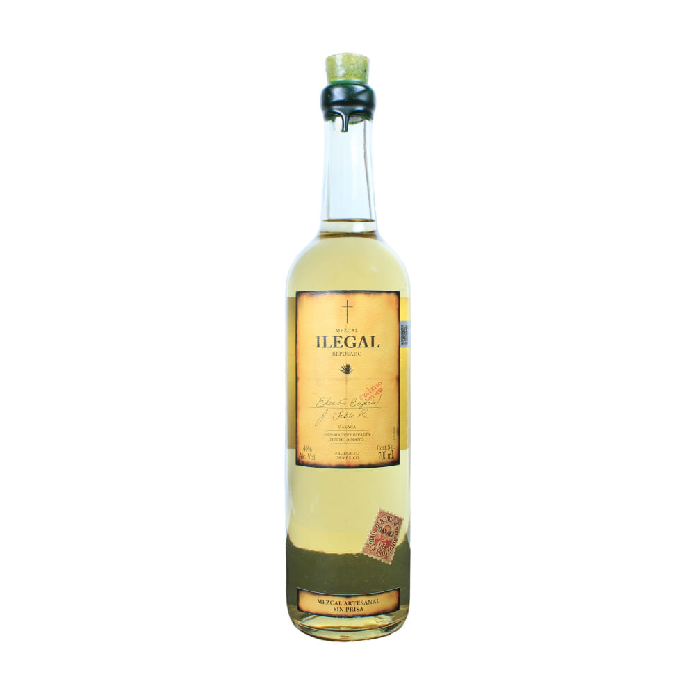 Mezcal Rosado Ilegal